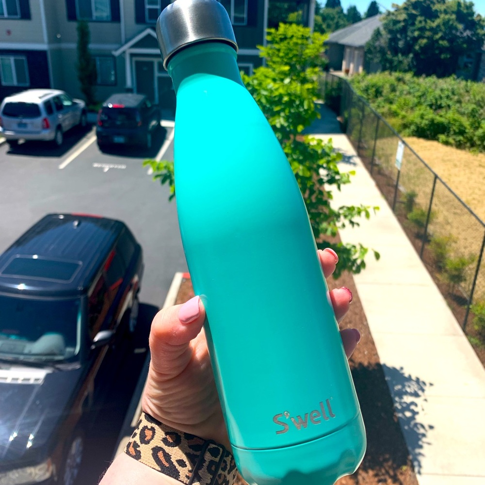 Swell 17oz insulated thermos